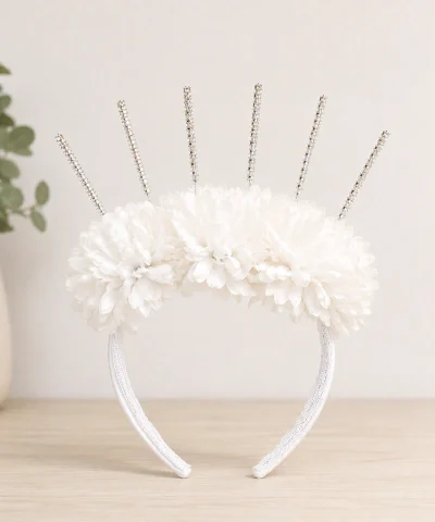 VINCHA 3 FLORES BLANCAS CON STRASS x1