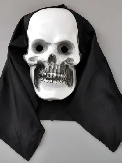 CARETA CON TELA PLASTICA CALAVERA x3 3321T